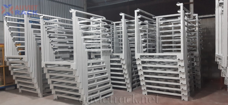 pallet xếp chồng